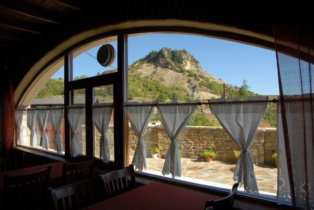 Guesthouse To Spiti Τou Gakou Nestorion Exterior photo