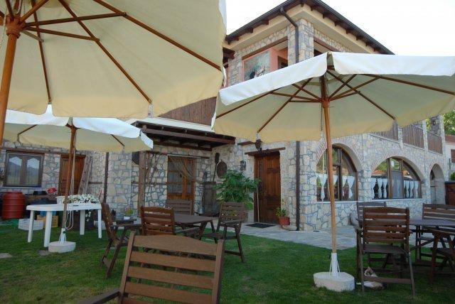 Guesthouse To Spiti Τou Gakou Nestorion Exterior photo