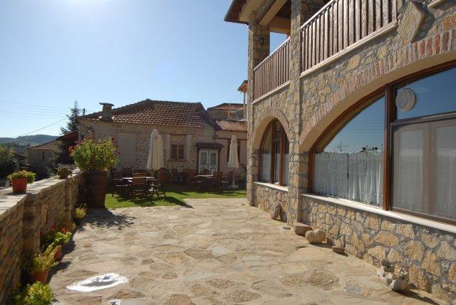 Guesthouse To Spiti Τou Gakou Nestorion Exterior photo